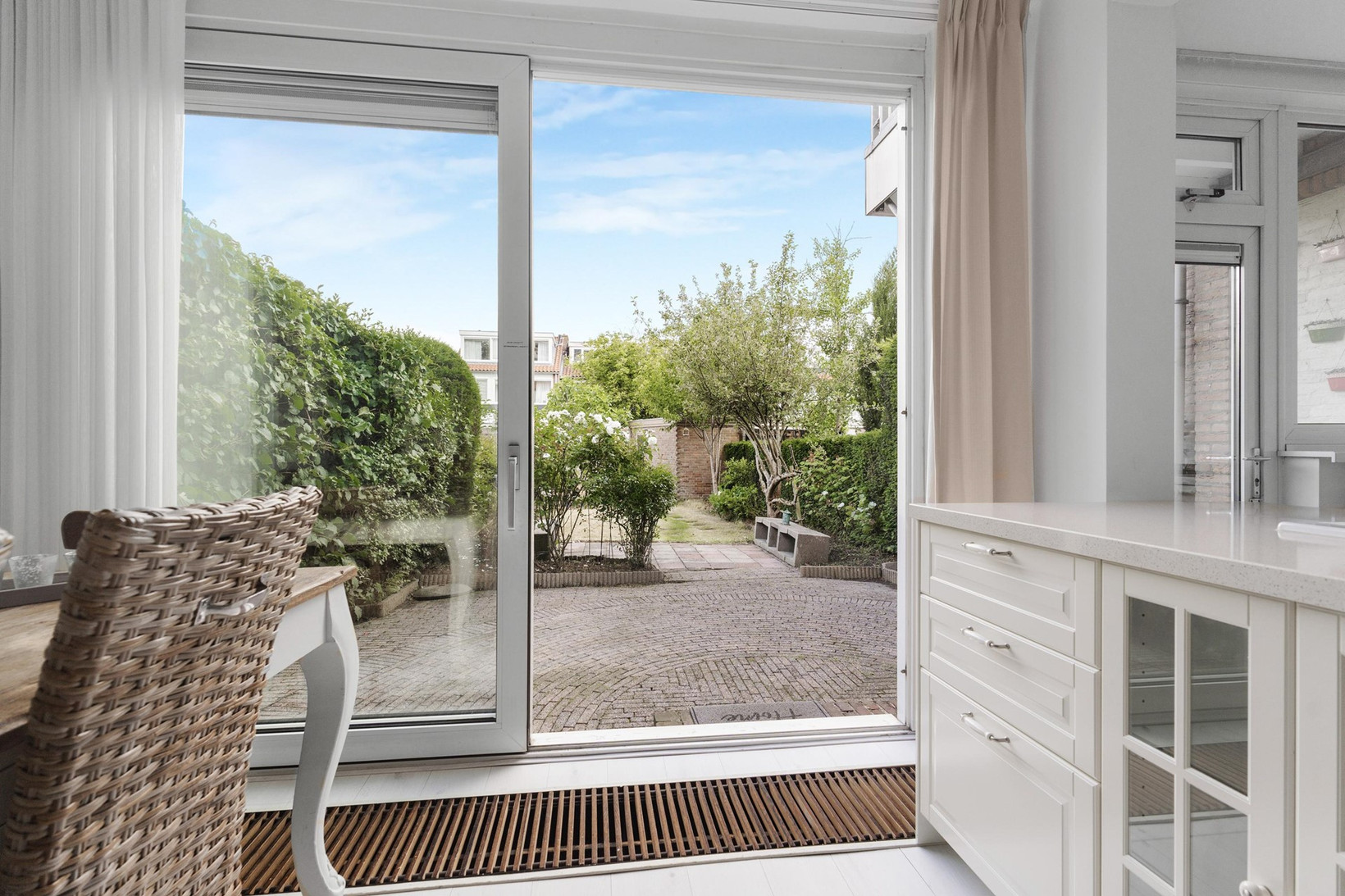Tussenwoning te koop: Mr. F.A. van Hallweg 47, Amstelveen