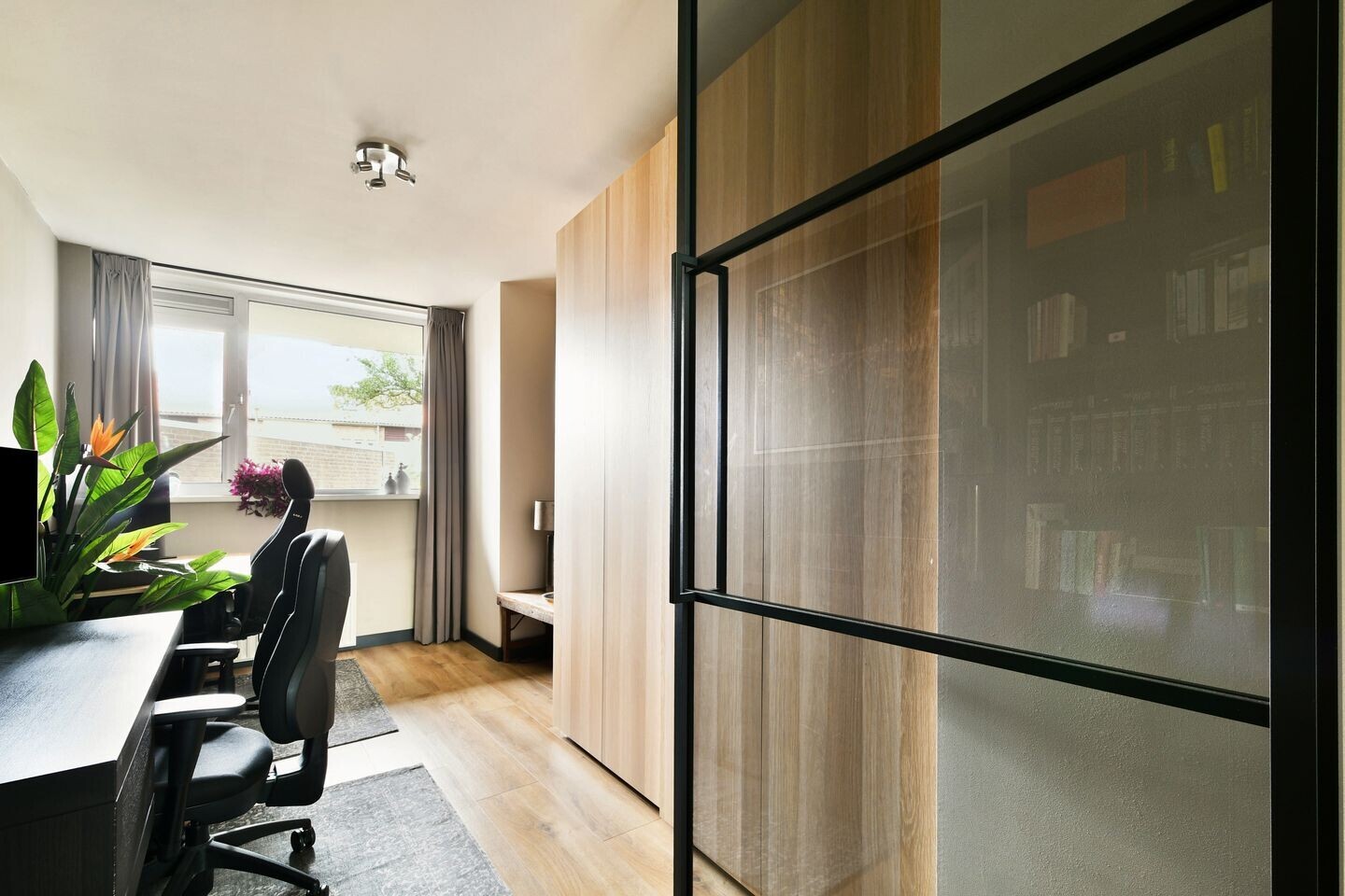 Appartement te koop: Mr. F.A. van Hallweg 58, Amstelveen