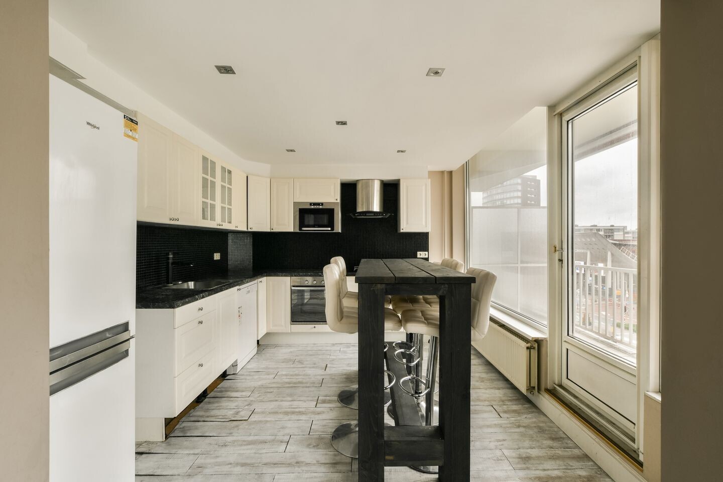 Appartement te koop: Mr. F.A. van Hallweg 146, Amstelveen