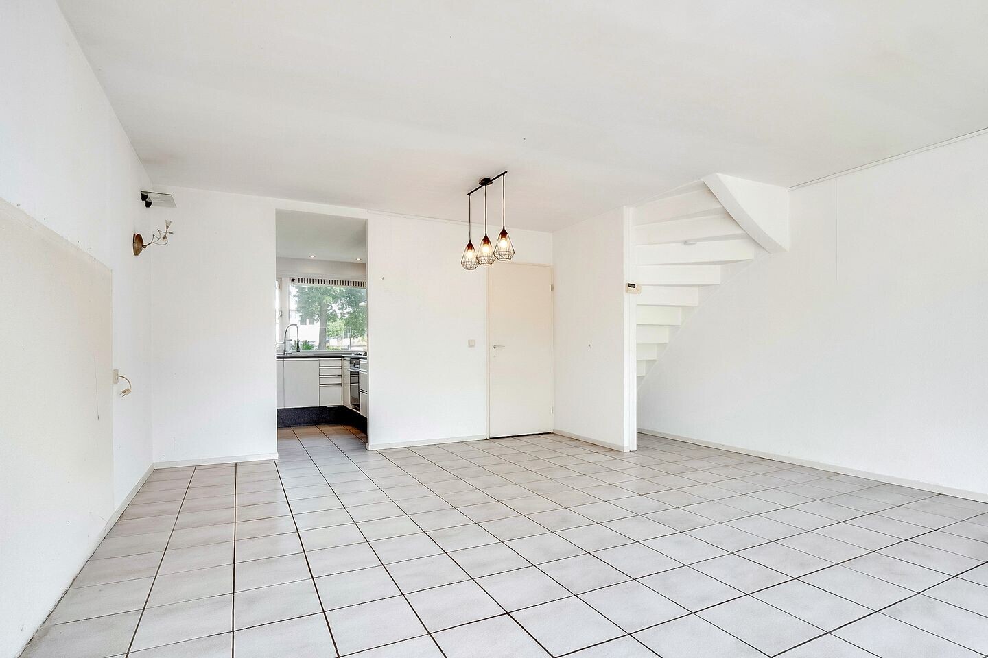 Tussenwoning te koop: Burgemeester A. Colijnweg 35, Amstelveen