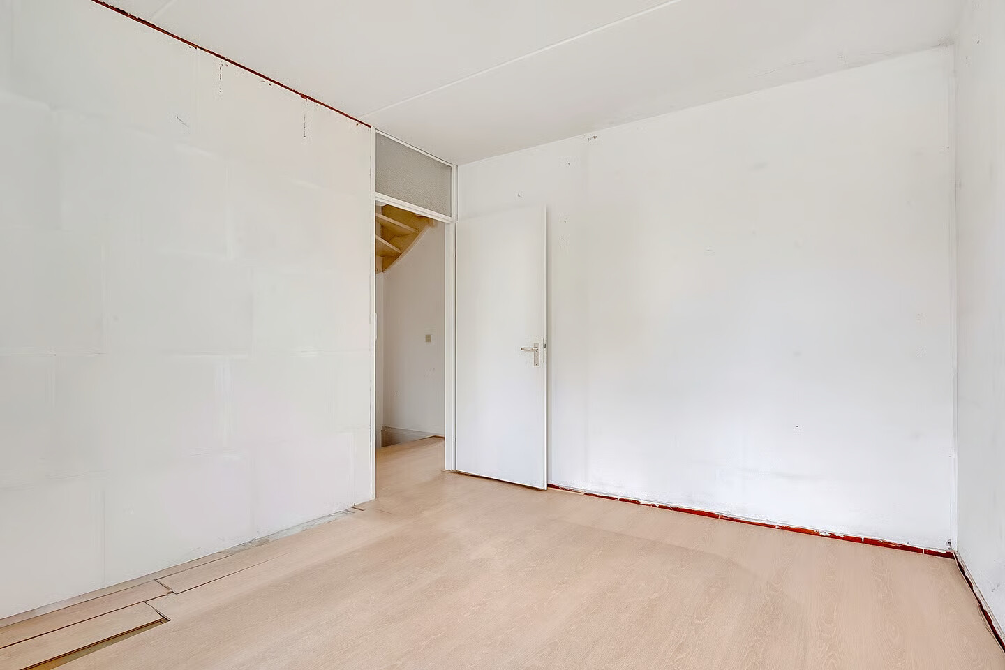 Tussenwoning te koop: Burgemeester A. Colijnweg 35, Amstelveen
