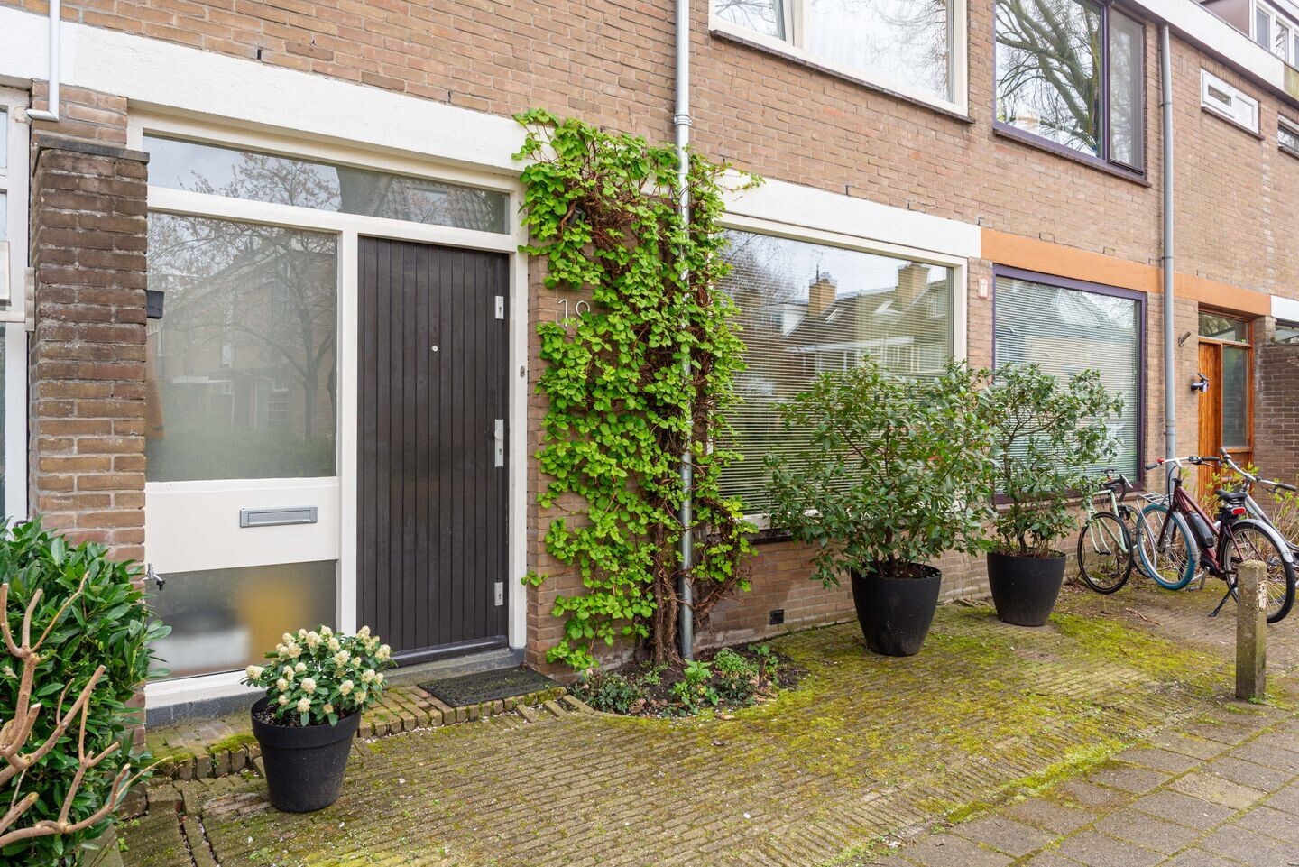 Tussenwoning te koop: Top Naefflaan 19, Amstelveen