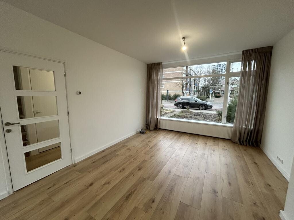 Tussenwoning te koop: Eleanor Rooseveltlaan 182, Amstelveen
