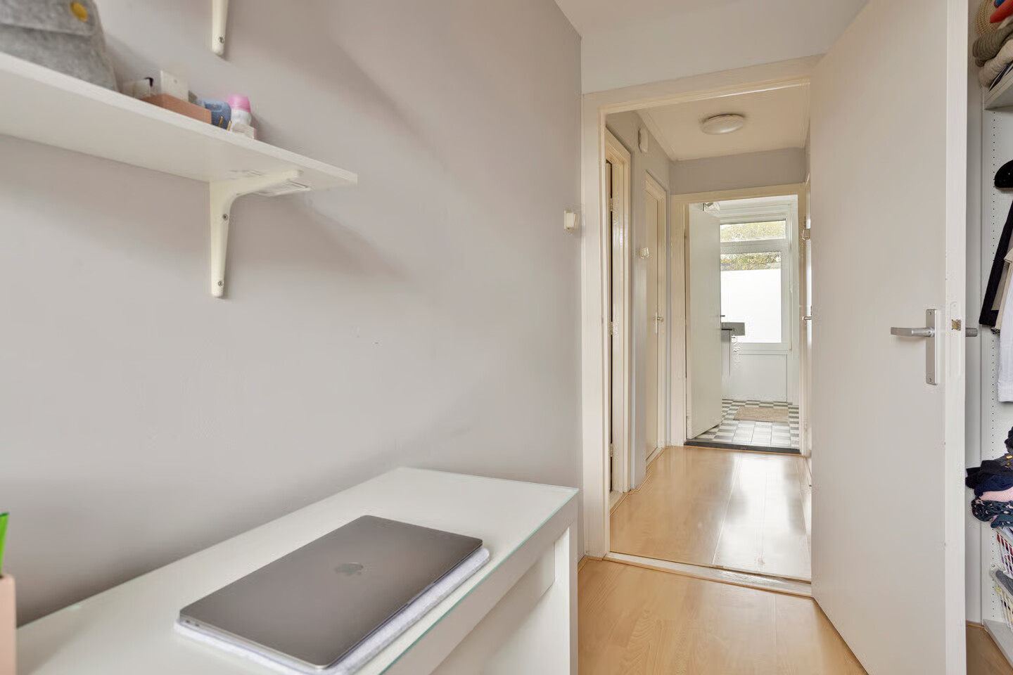 Tussenwoning te koop: Else Mauhsstraat 8, Amstelveen
