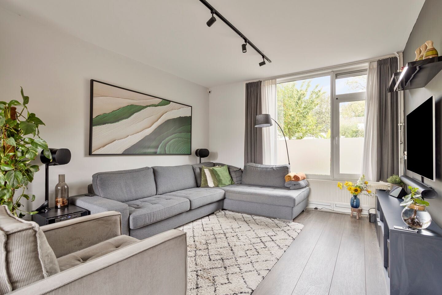 Tussenwoning te koop: Else Mauhsstraat 8, Amstelveen