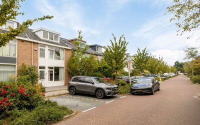 Else Mauhsstraat 8