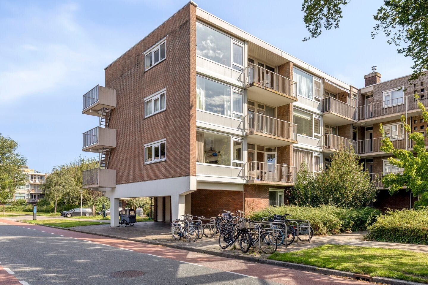 Appartement te koop: Camera Obscuralaan 302, Amstelveen