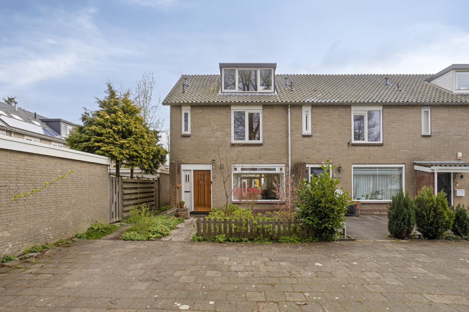 Hoekwoning te koop: Lohengrinstraat 64, Amstelveen