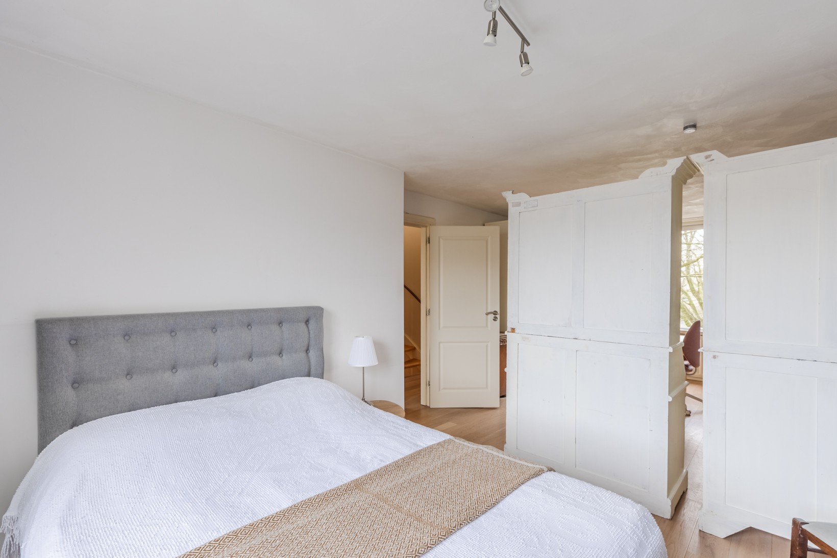 Tussenwoning te koop: De Parelvisserslaan 114, Amstelveen