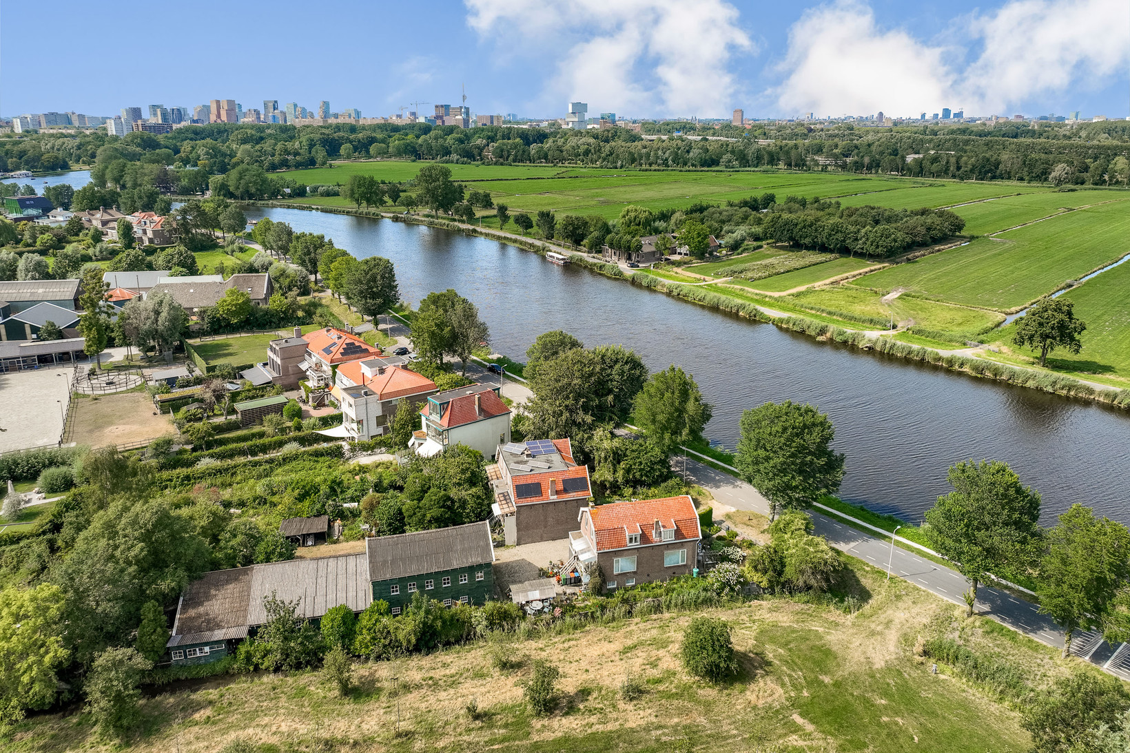 Twee-onder-één-kap te koop: Amsteldijk Noord 136, Amstelveen