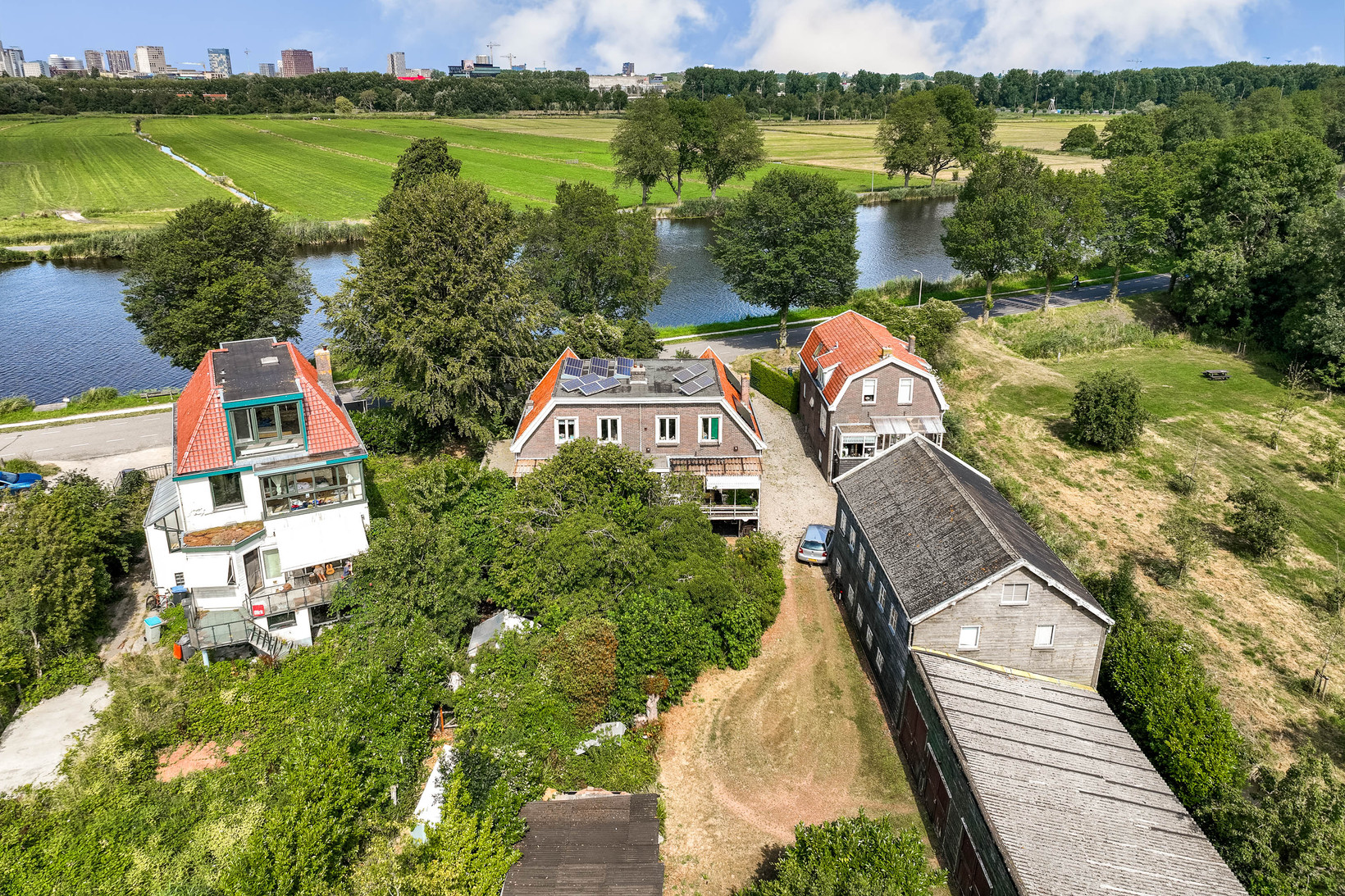 Twee-onder-één-kap te koop: Amsteldijk Noord 136, Amstelveen