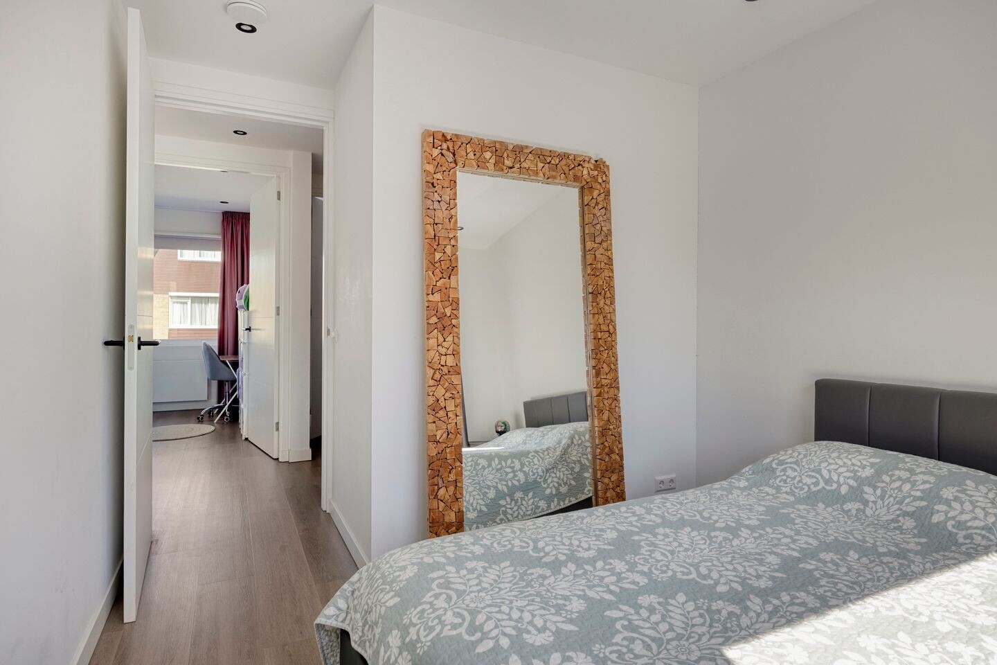 Hoekwoning te koop: Maarten Lutherweg 214, Amstelveen