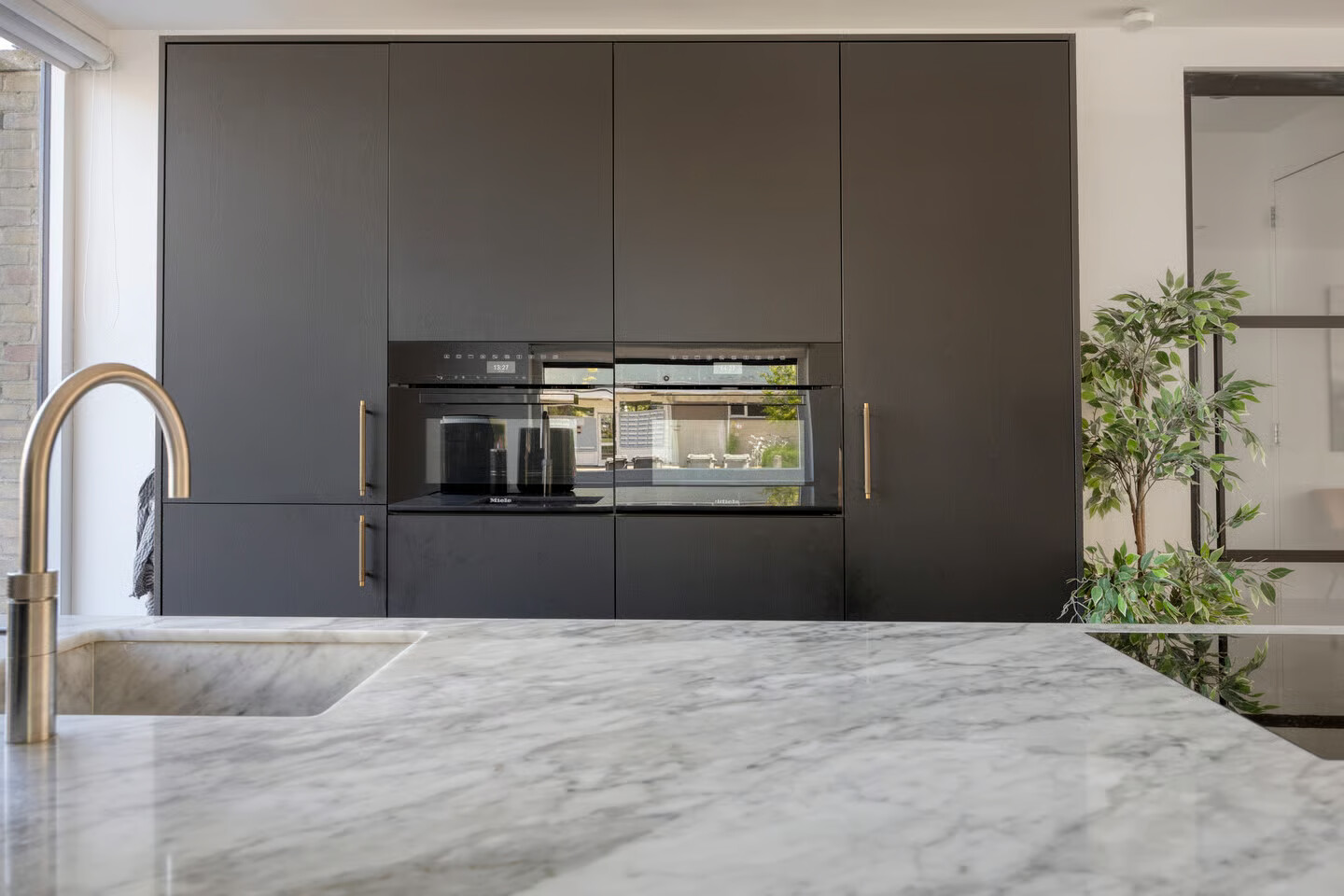 Hoekwoning te koop: Maarten Lutherweg 214, Amstelveen