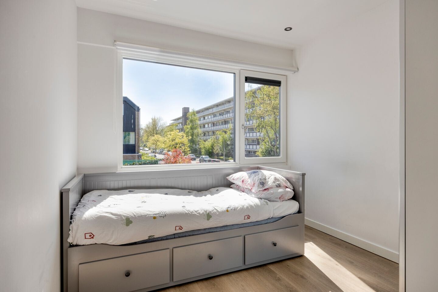 Hoekwoning te koop: Maarten Lutherweg 214, Amstelveen