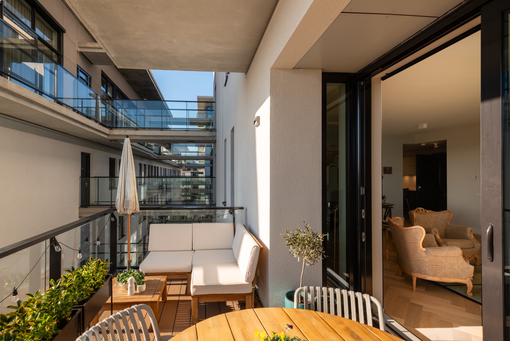 Appartement te koop: Burgemeester Rijnderslaan 352, Amstelveen