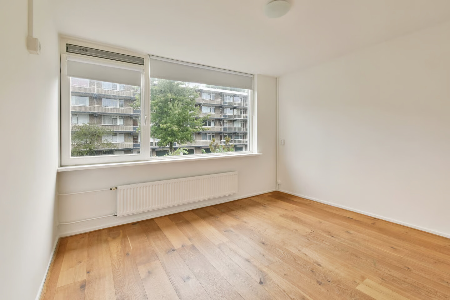 Tussenwoning te koop: Dr. Allard Piersonstraat 10, Amstelveen