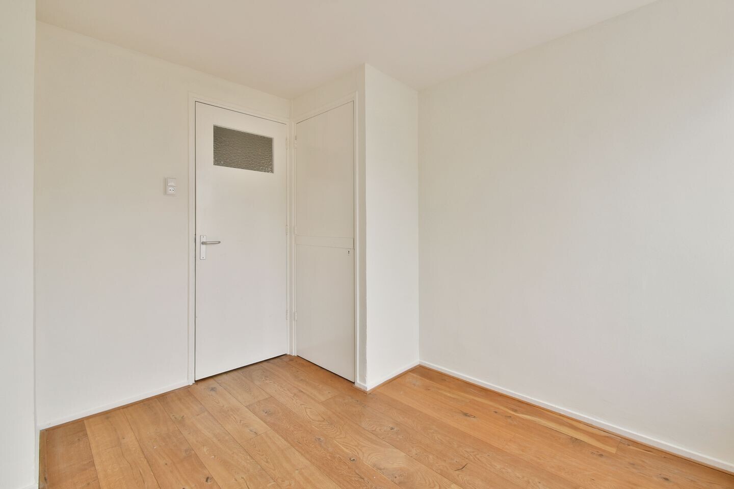 Tussenwoning te koop: Dr. Allard Piersonstraat 10, Amstelveen