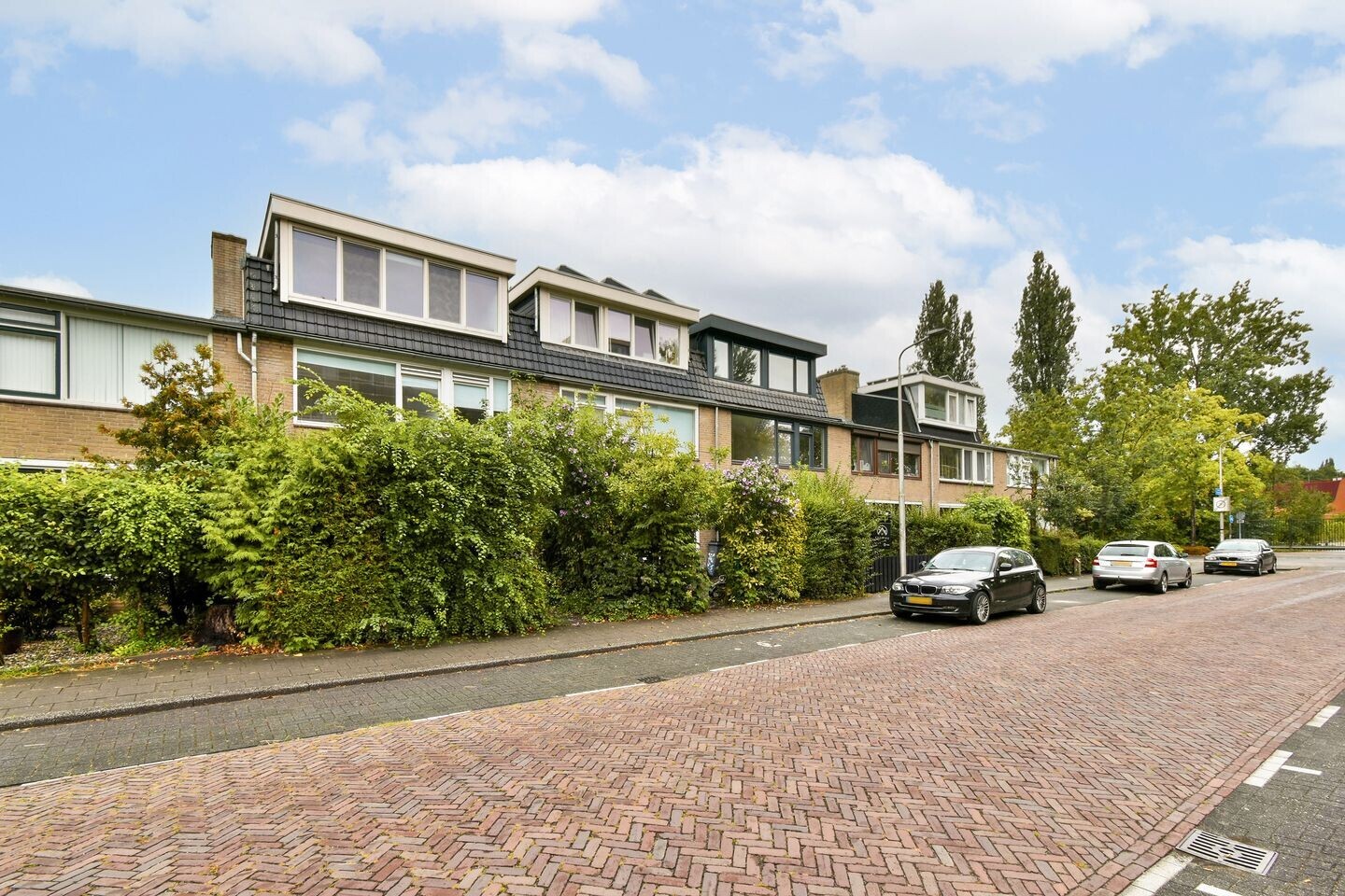 Tussenwoning te koop: Dr. Allard Piersonstraat 10, Amstelveen