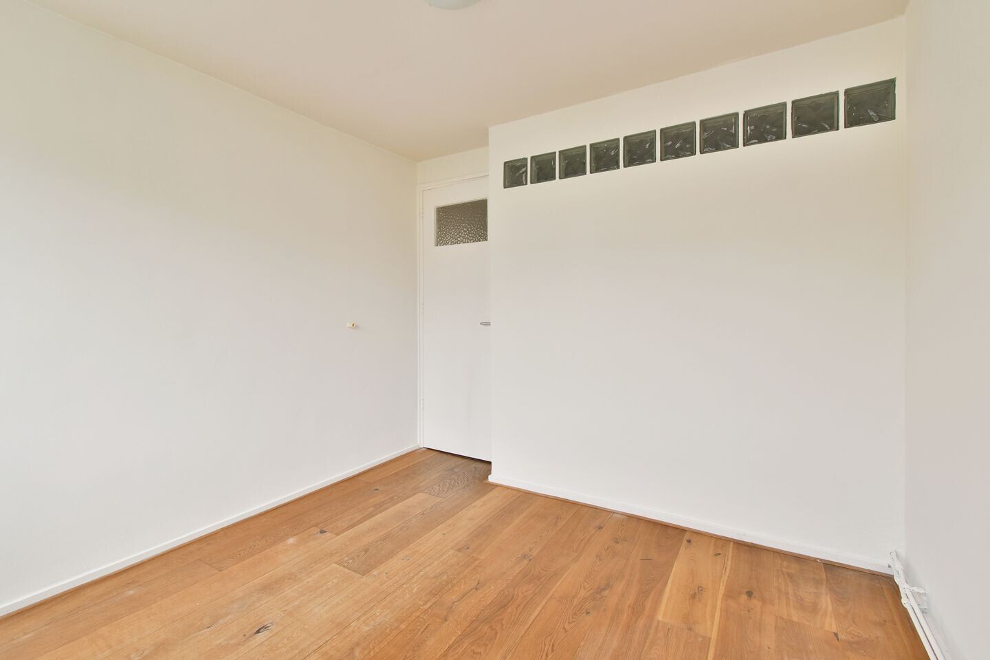 Tussenwoning te koop: Dr. Allard Piersonstraat 10, Amstelveen