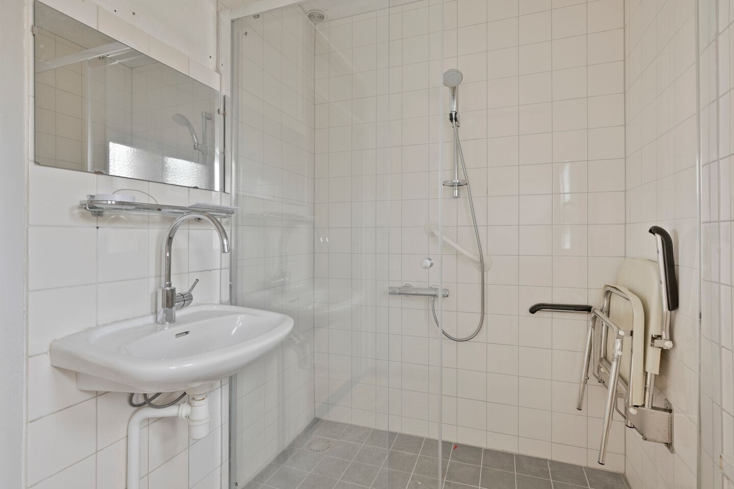 Tussenwoning te koop: In de Wolken 79, Amstelveen
