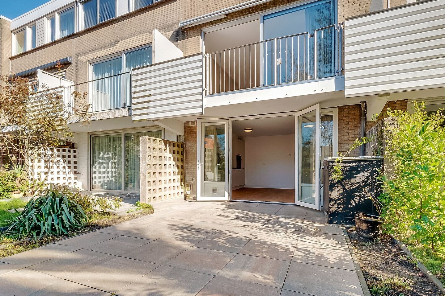 Tussenwoning te koop: Majella 19, Amstelveen