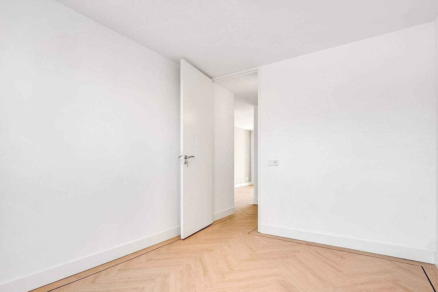 Tussenwoning te koop: Majella 19, Amstelveen