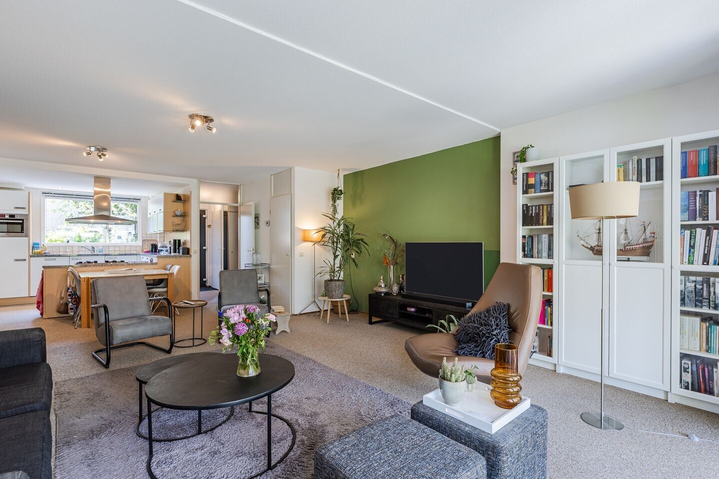 Tussenwoning te koop: Midscheeps 22, Amstelveen