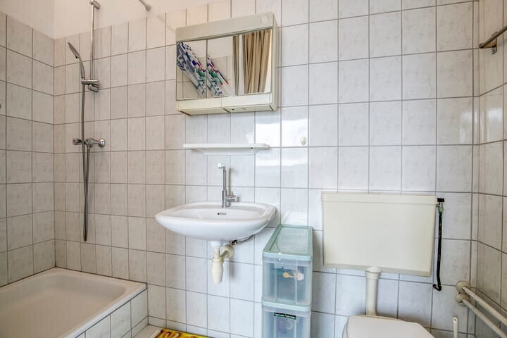 Tussenwoning te koop: Valreep 48, Amstelveen