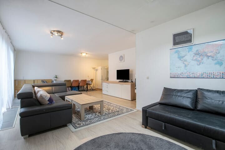 Tussenwoning te koop: Valreep 48, Amstelveen