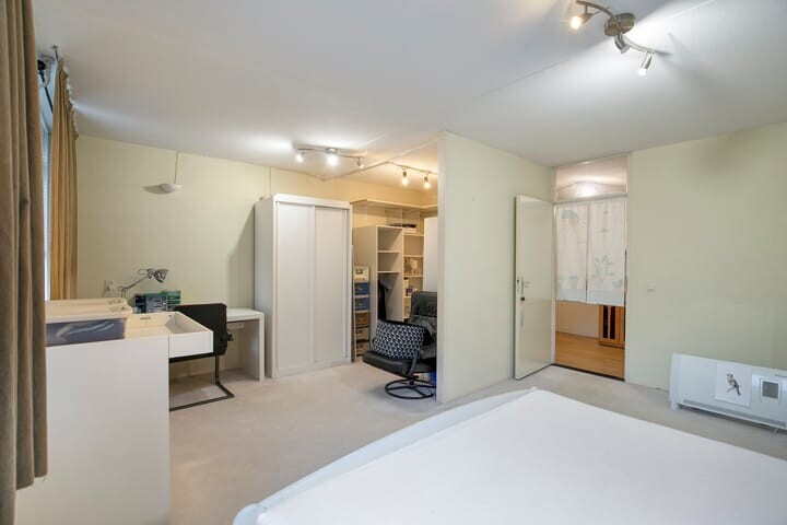 Tussenwoning te koop: Valreep 48, Amstelveen