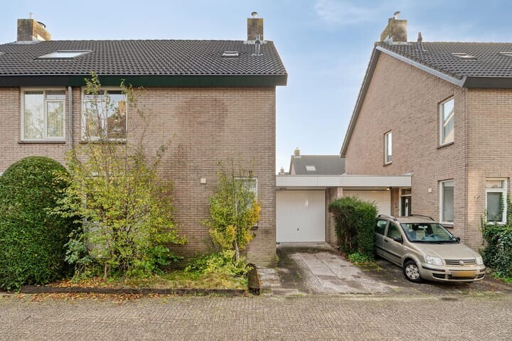 Tussenwoning te koop: Valreep 74, Amstelveen