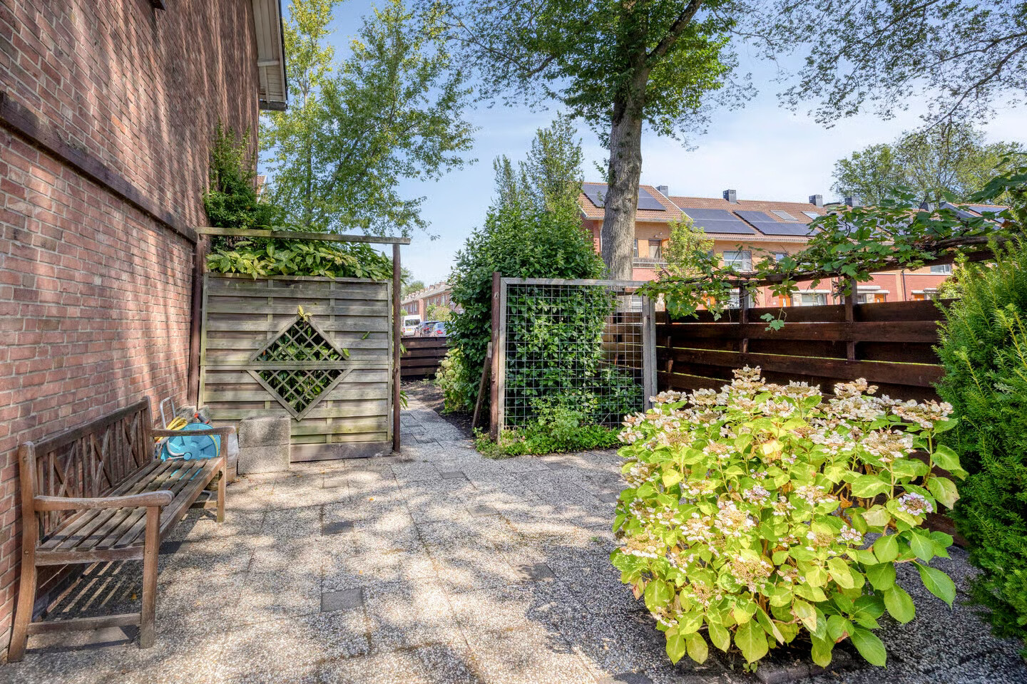 Hoekwoning te koop: Betje Wolfflaan 25, Amstelveen