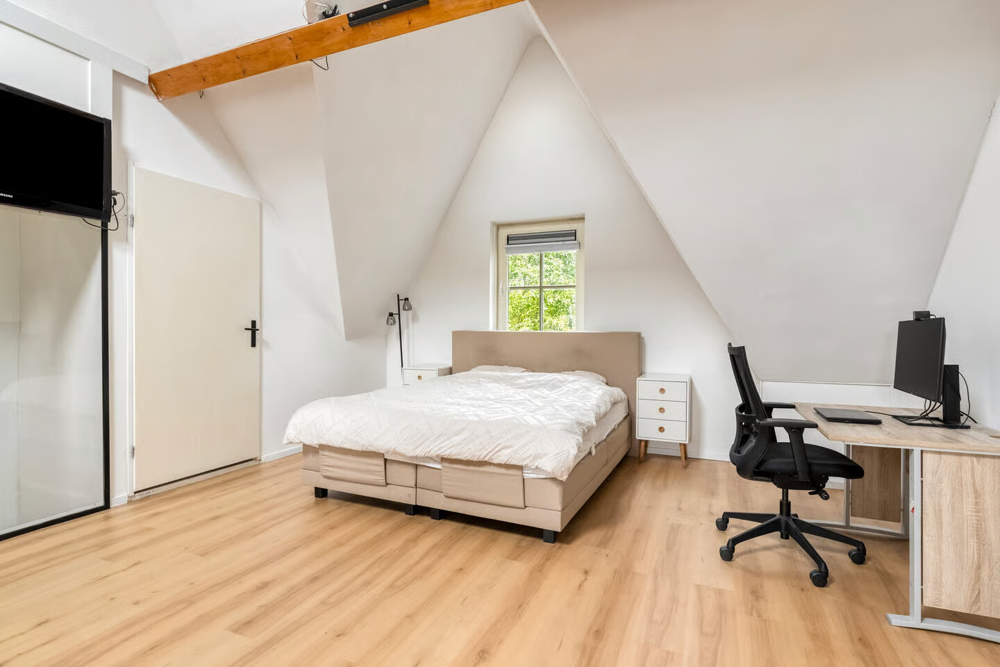 Hoekwoning te koop: Jane Addamslaan 6, Amstelveen