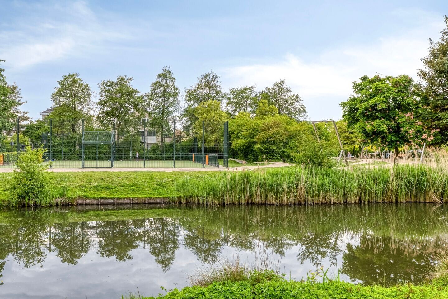 Hoekwoning te koop: Jane Addamslaan 6, Amstelveen