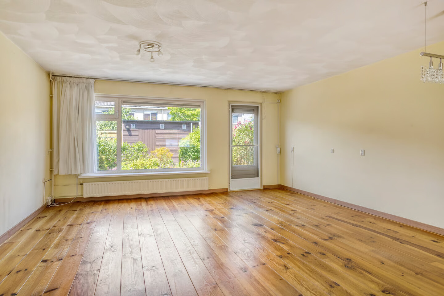 Tussenwoning te koop: Gaasterland 8, Amstelveen