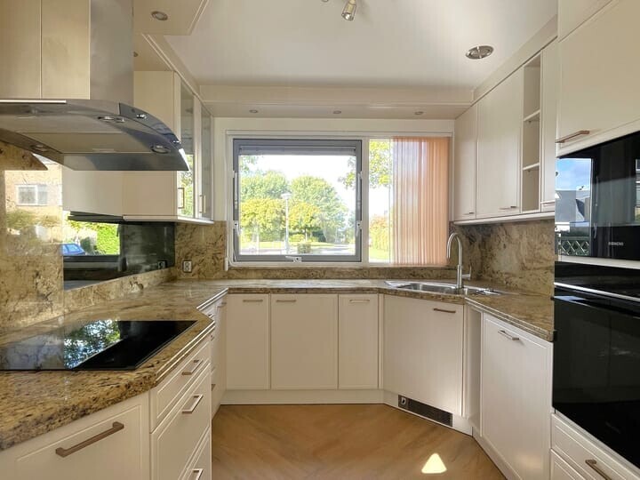 Hoekwoning te koop: Sparrendaal 17, Amstelveen