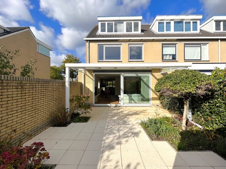 Hoekwoning te koop: Sparrendaal 17, Amstelveen