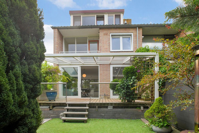 Legmeerdijk 24