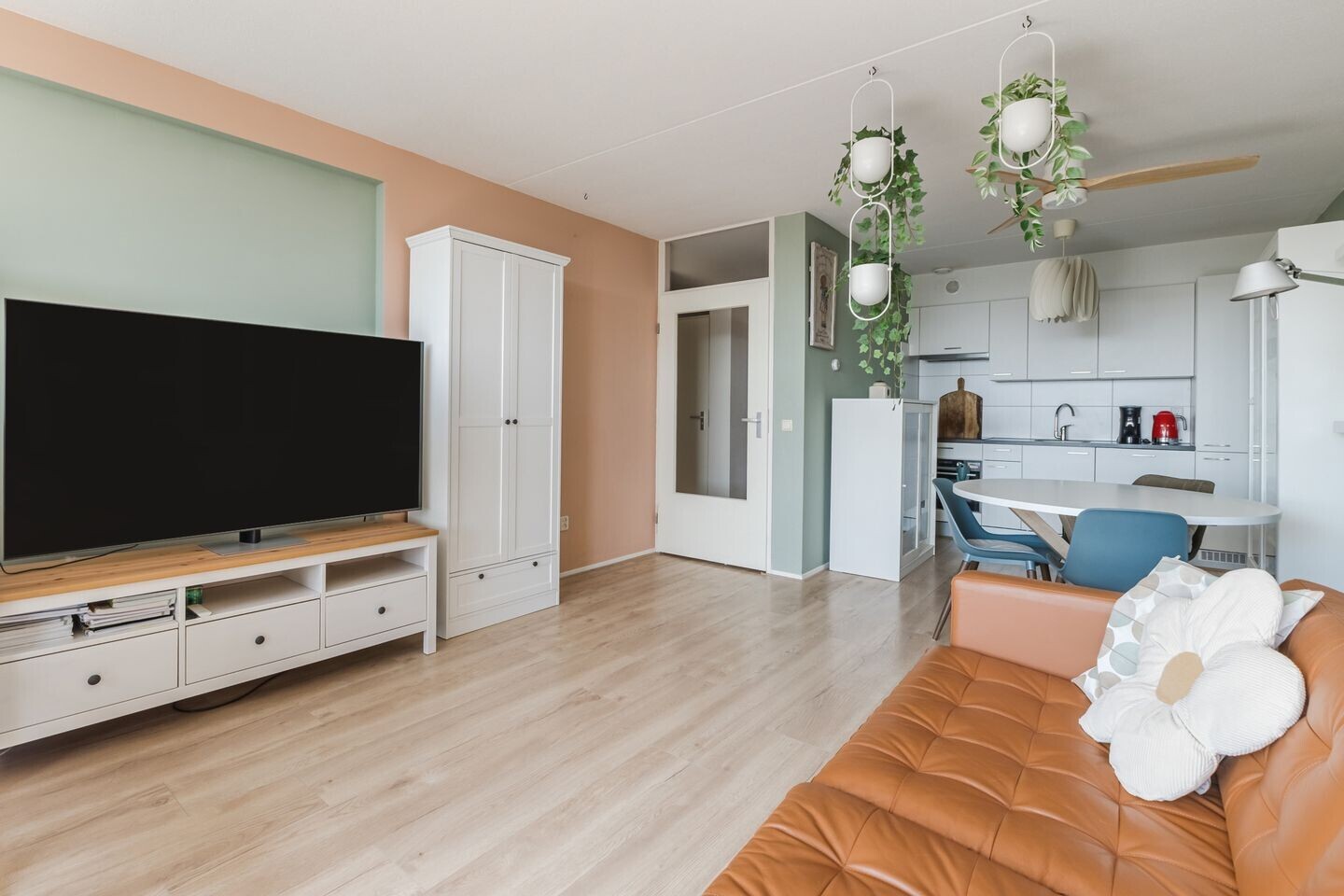 Appartement te koop: Rosa Spierlaan 196, Amstelveen