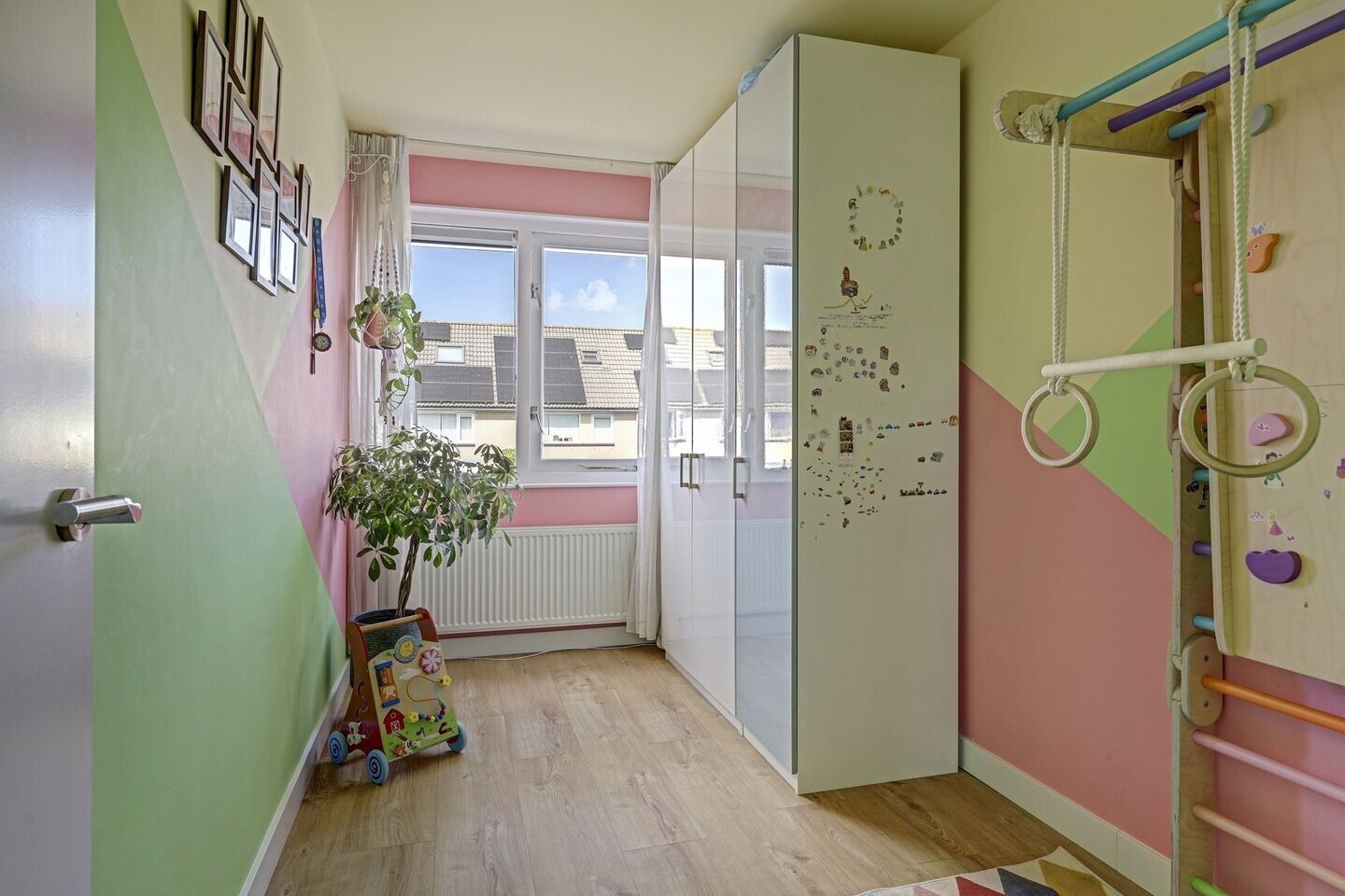 Tussenwoning te koop: Ko van Dijklaan 33, Amstelveen