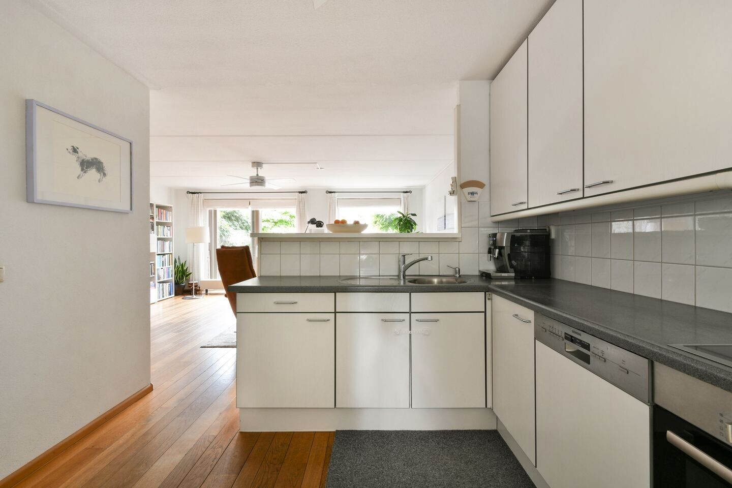 Tussenwoning te koop: Bertha von Suttnerlaan 12, Amstelveen