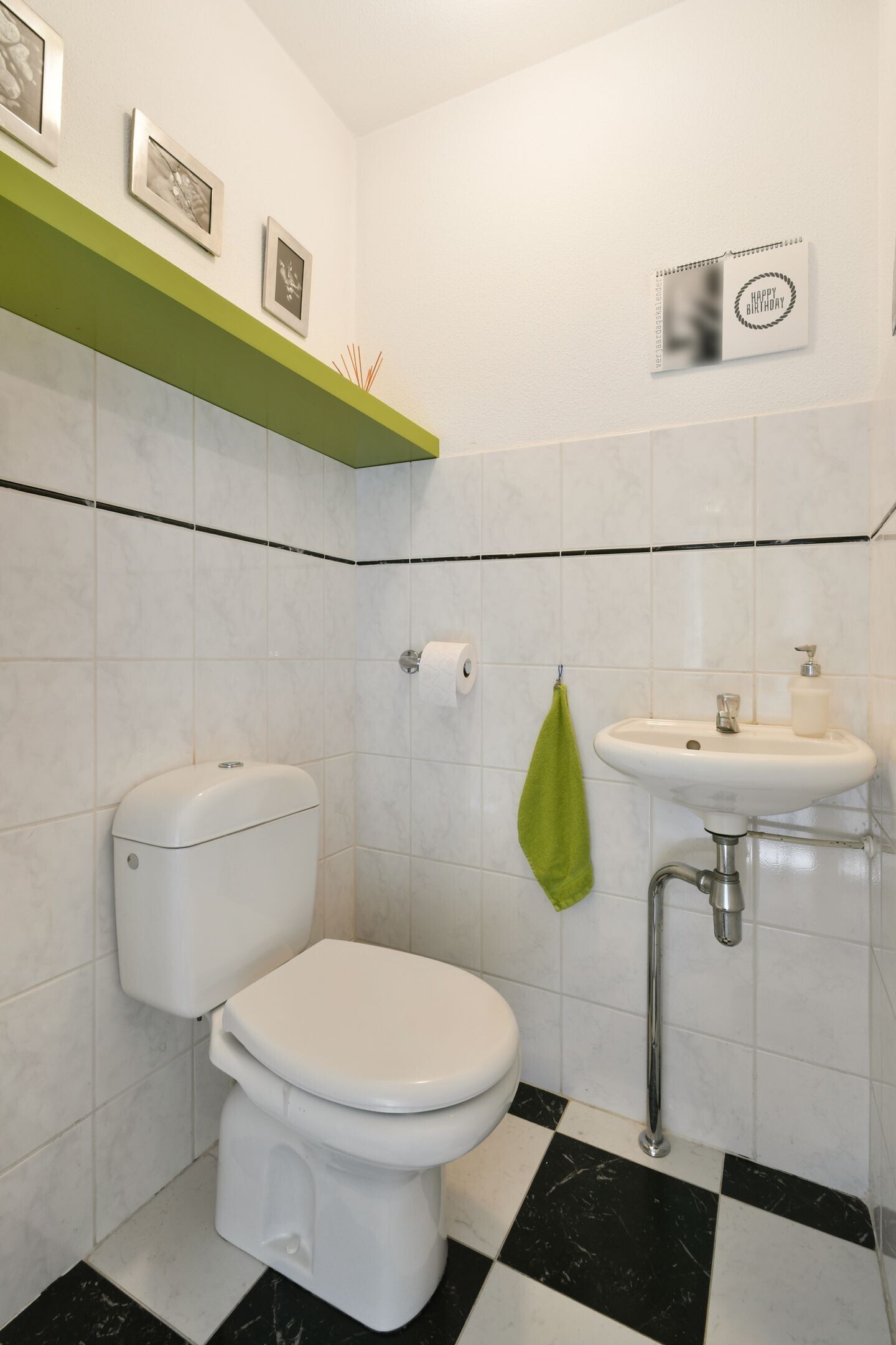 Tussenwoning te koop: Bertha von Suttnerlaan 12, Amstelveen