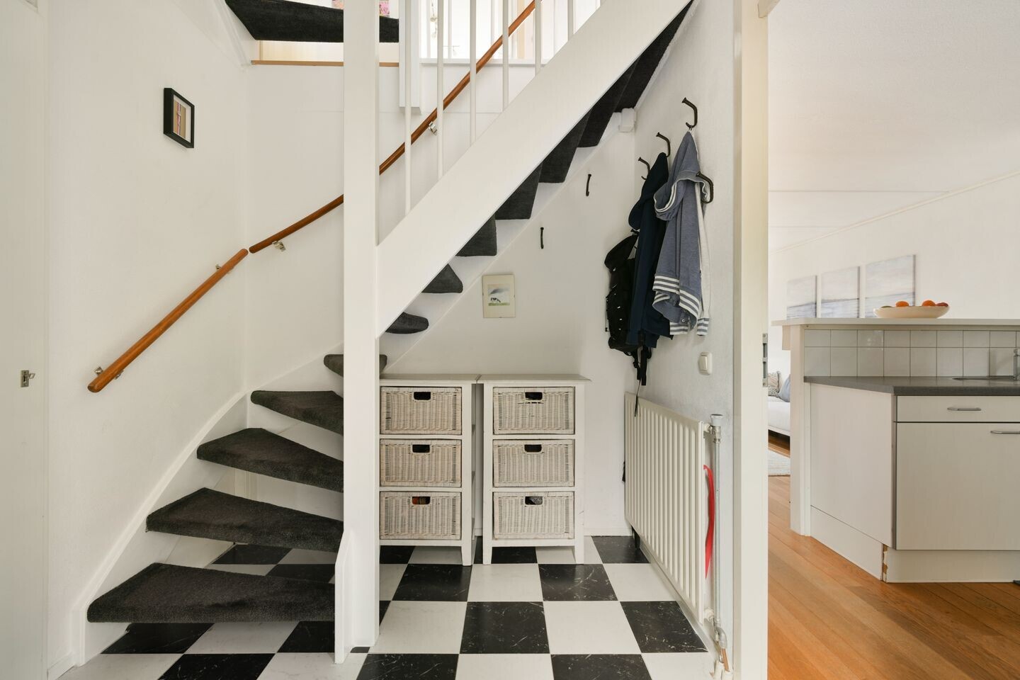 Tussenwoning te koop: Bertha von Suttnerlaan 12, Amstelveen