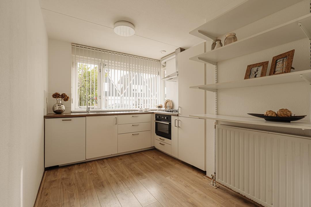 Tussenwoning te koop: Guido van Dethlaan 32, Amstelveen