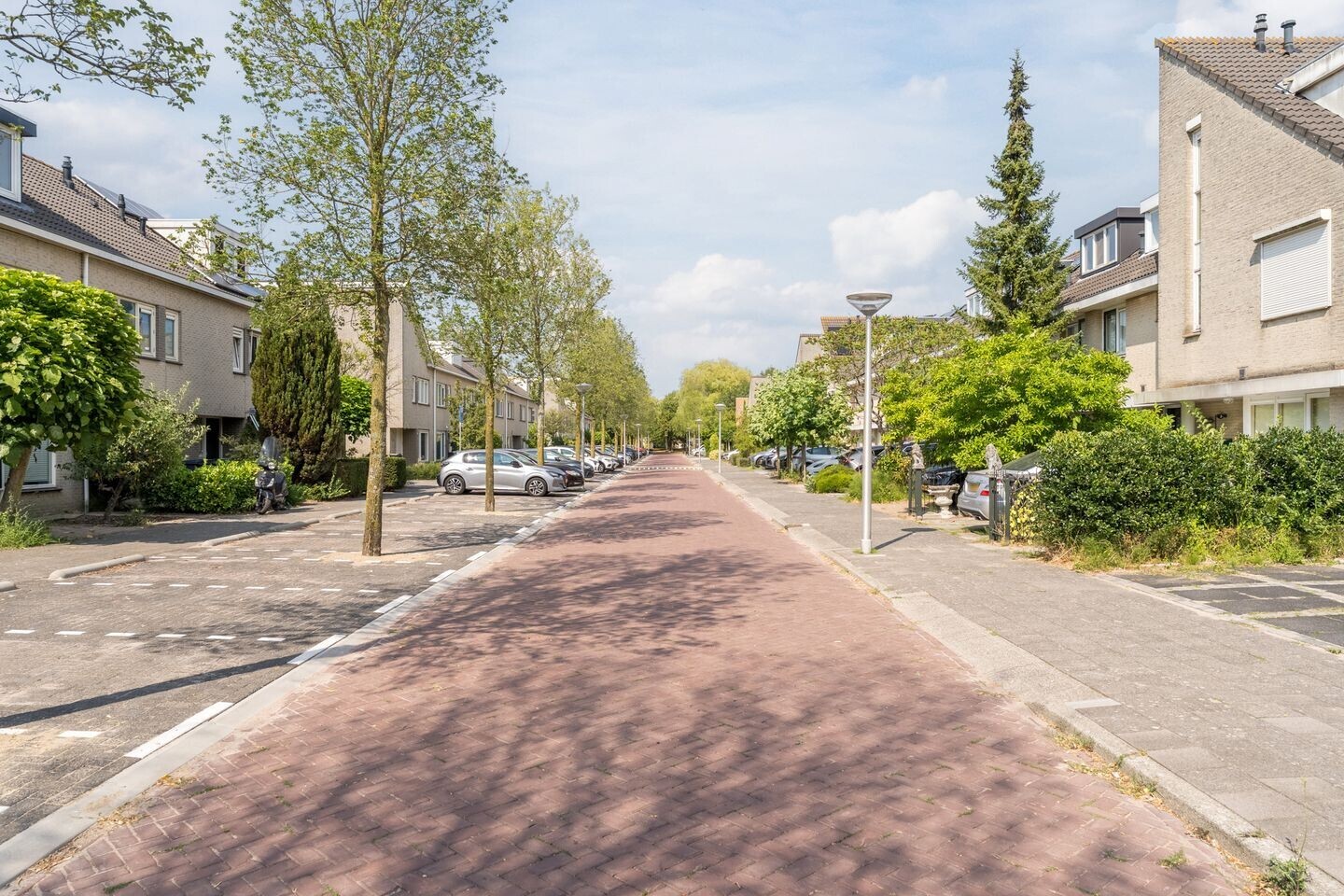 Tussenwoning te koop: Bertus Aafjeslaan 50, Amstelveen