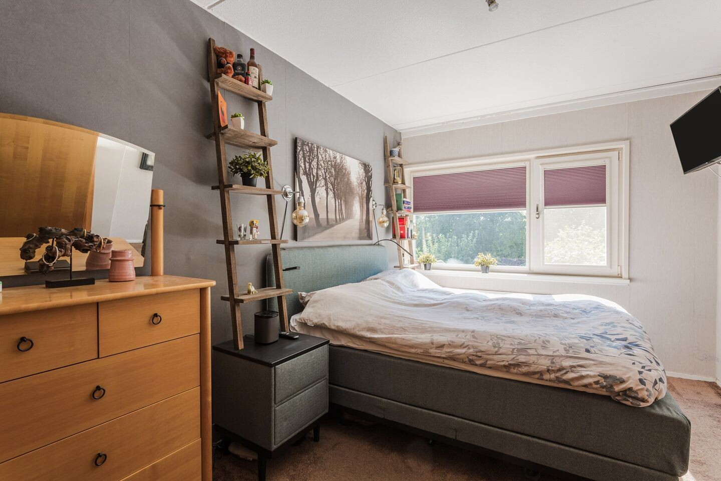 Tussenwoning te koop: Anne de Vrieslaan 47, Amstelveen