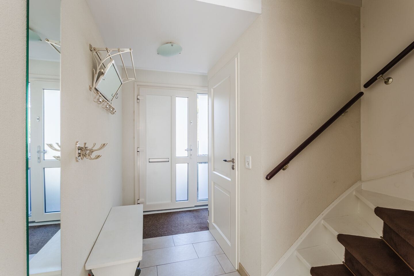 Tussenwoning te koop: Anne de Vrieslaan 47, Amstelveen