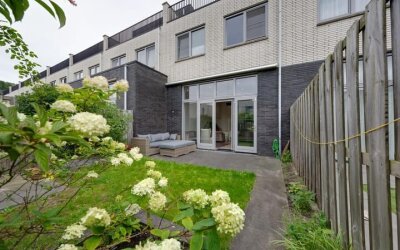 Bovenkerker. 95-H