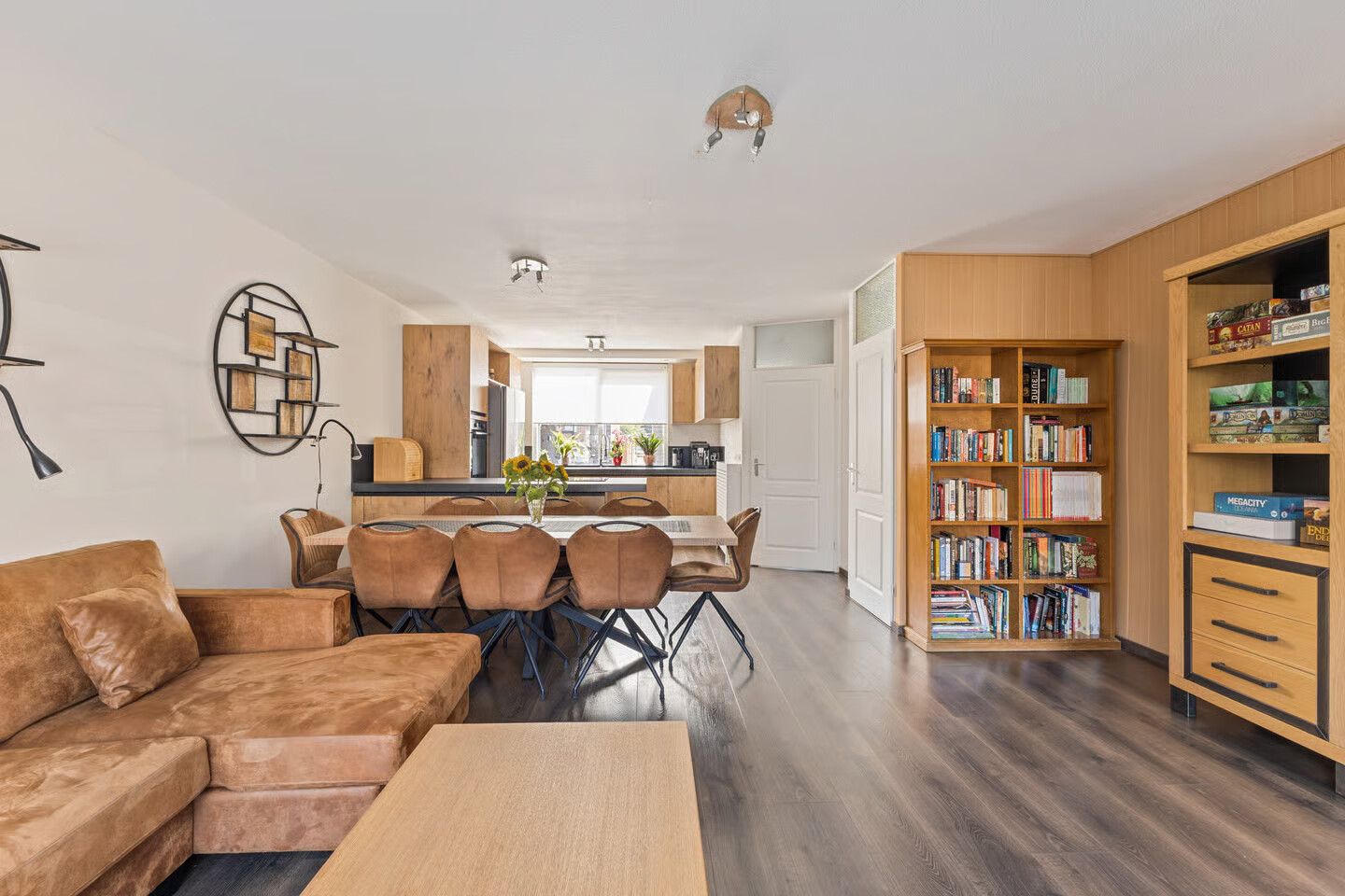 Tussenwoning te koop: Marketentster 55, Amstelveen