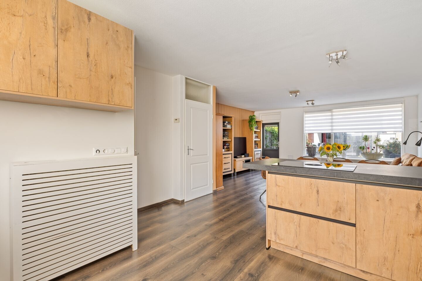 Tussenwoning te koop: Marketentster 55, Amstelveen